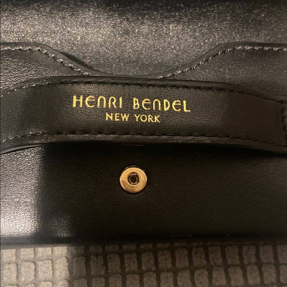 Henri Bendel EUC crossbody/wallet/glasses case - Picture 8 of 16